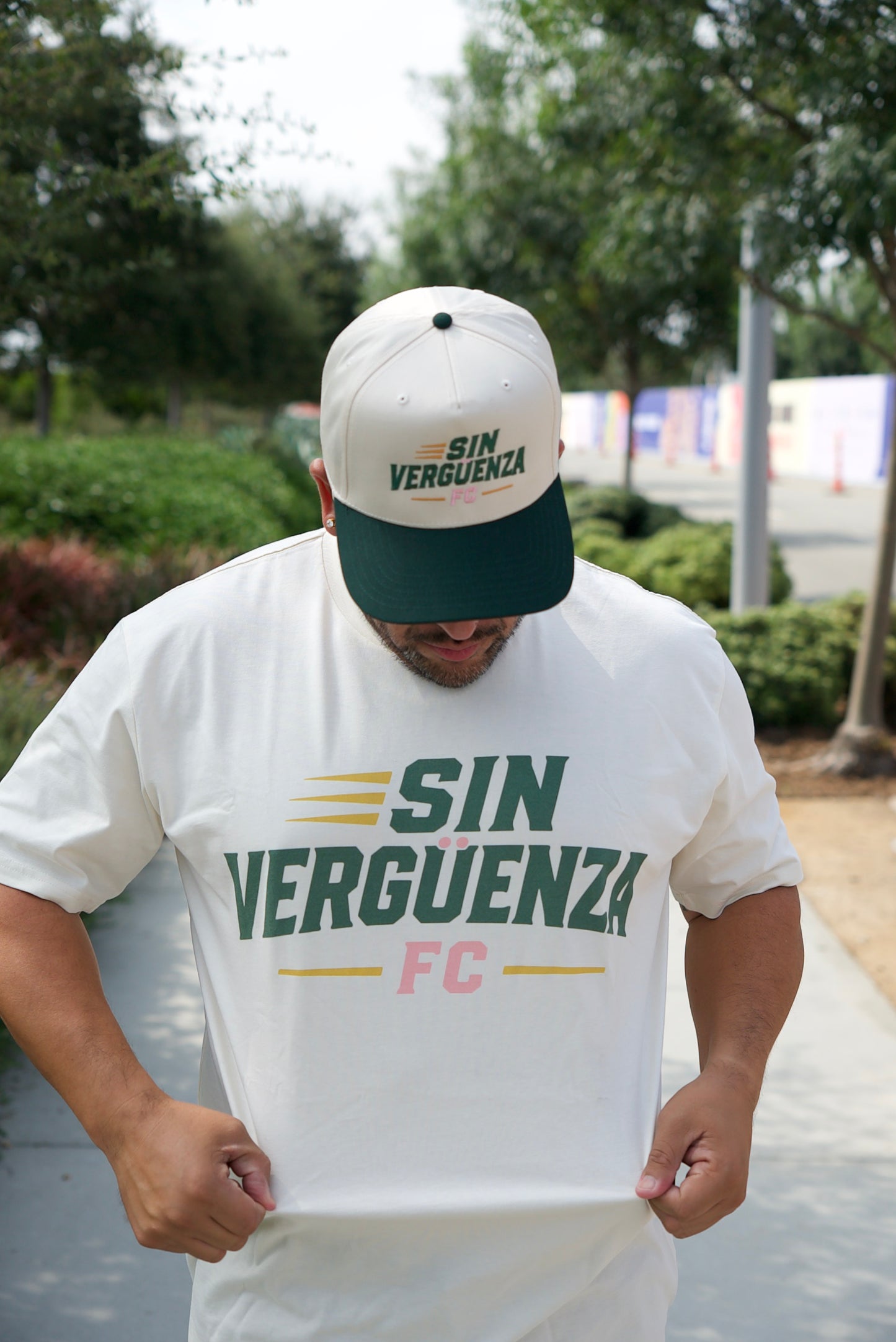 Sin Vergüenza FC - Cream Tee